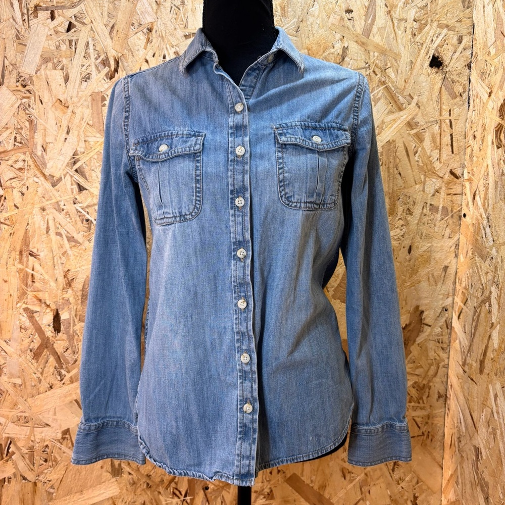 100% Cotton - Denim Blue Shirt - Everyday Staple - Modern Cowgirl - Size S